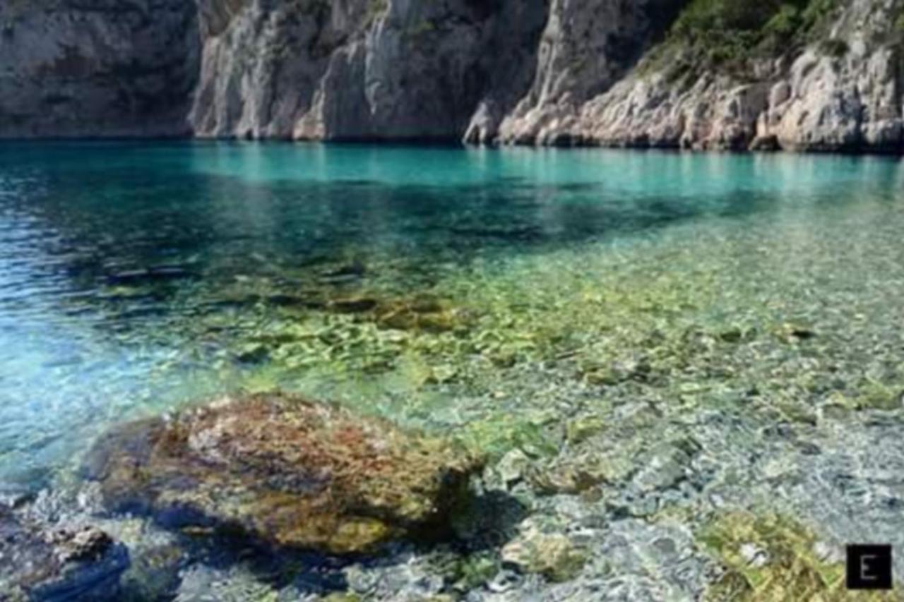 Calypso Apartment Cassis Bagian luar foto